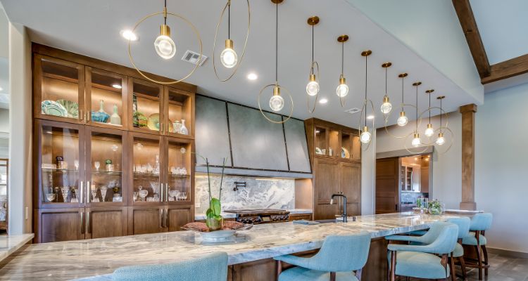 Kitchen cabinet lighting